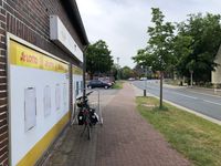 Aligse Dorfladen Fahrradst&auml;nder an Radweg
